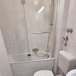 شقة 3 Zimmer Apartment Mit Garten *