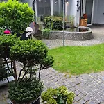 3 Mit Garten * Wuppertal